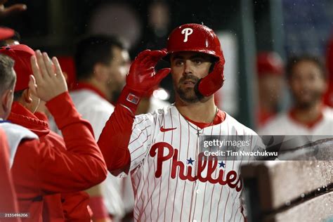Whit Merrifield’s former Phillies teammates are rooting for him, .